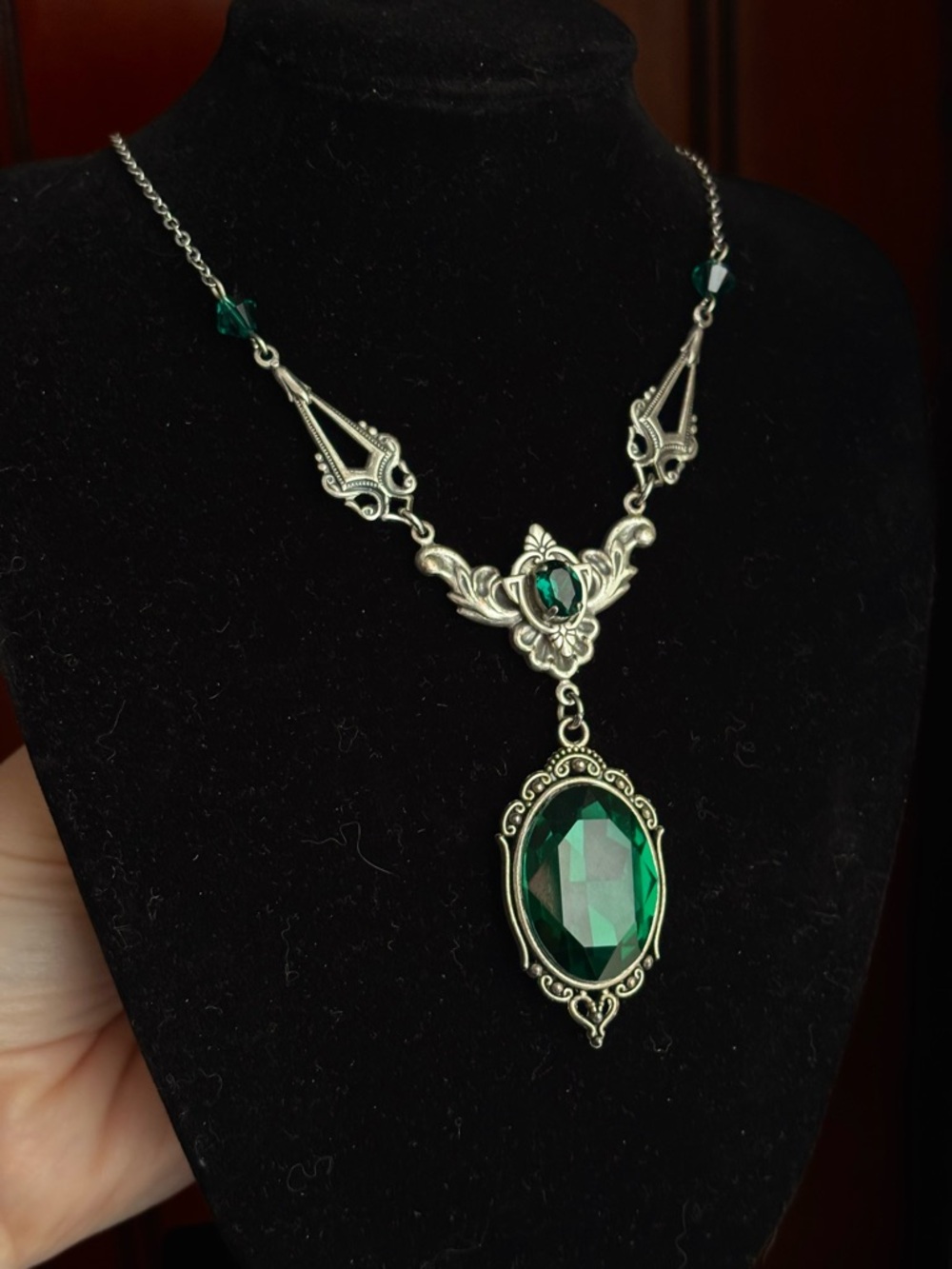 Gothic necklace - Picture 2 of 3